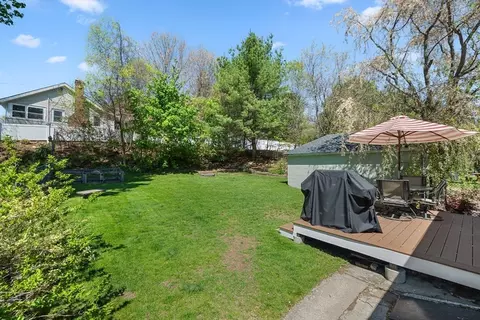 Exterior - 25 Ludlow St, Worcester, MA 01603 photo 4 of 8
