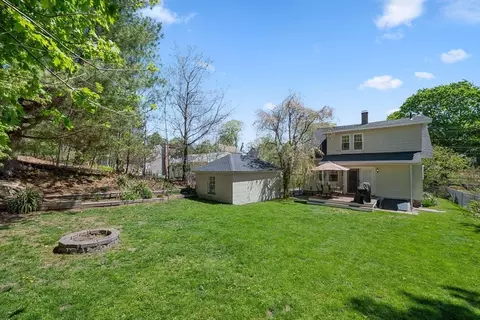 Exterior - 25 Ludlow St, Worcester, MA 01603 photo 7 of 8