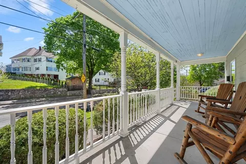 Exterior - 25 Ludlow St, Worcester, MA 01603 photo 1 of 8