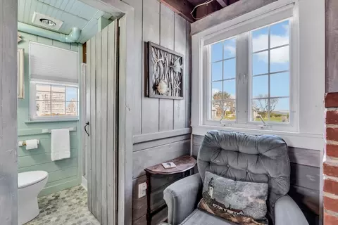 Bath - 12 Vanduzer Rd #8, Barnstable, MA 02630 photo 1 of 3