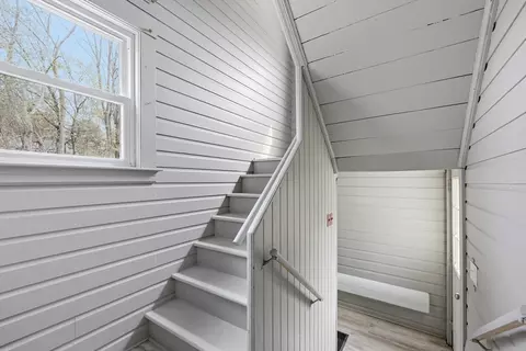 Entry Way - 17 Upland Ave, Webster, MA 01570 photo 3 of 7