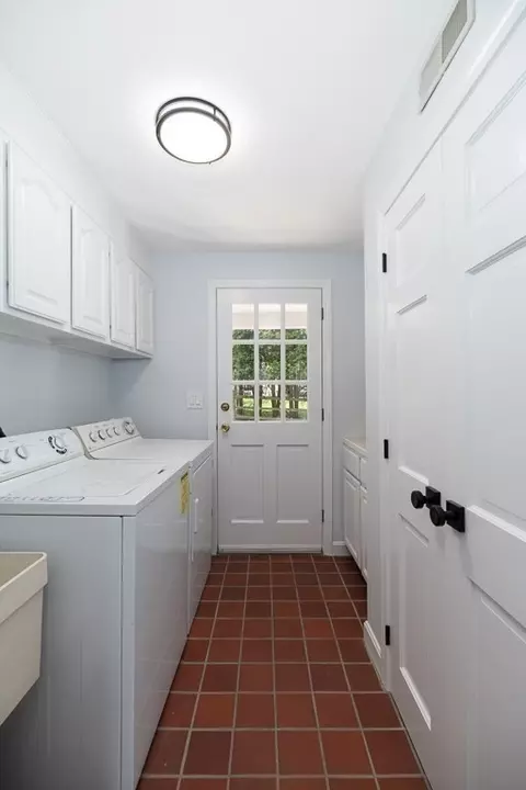Other - 40 Sagamore St, Hamilton, MA 01982 photo 10 of 13
