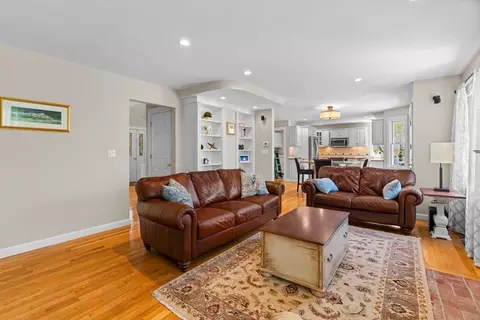 63 Centre St # -A, Dover, MA 02030 photo 10
