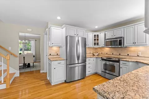 63 Centre St # -A, Dover, MA 02030 photo 4