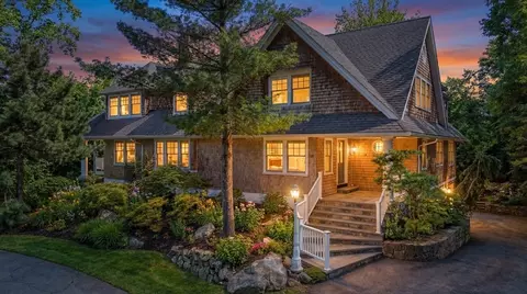 23 Whittier Rd, Marblehead, MA 01945