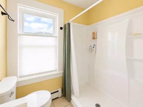 Bath - 27 Holyoke St, Easthampton, MA 01027 photo 1 of 4