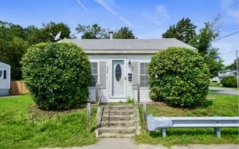 936 Centre, Brockton, MA 02302