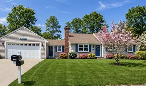 14 Timber Ln, Dennis, MA 02641