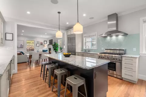 Kitchen - 9 Bartlett Cres #1, Brookline, MA 02446 photo 3 of 3