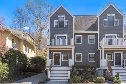 90 Columbia #U90, Brookline, MA 02446