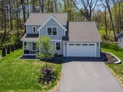 21 Birch Dr, Pepperell, MA 01463