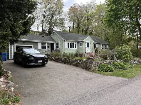 36 Sarah St, Randolph, MA 02368