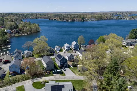 View/Area - 32 Colonial Rd, Webster, MA 01570 photo 4 of 10