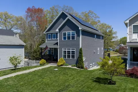 Exterior - 32 Colonial Rd, Webster, MA 01570 photo 5 of 5