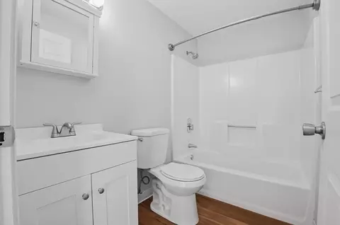 Bath - 5455 N Main St #3D, Fall River, MA 02720 photo 1 of 1