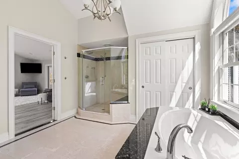 Bath - 41 Baldpate Rd, Georgetown, MA 01833 photo 3 of 6
