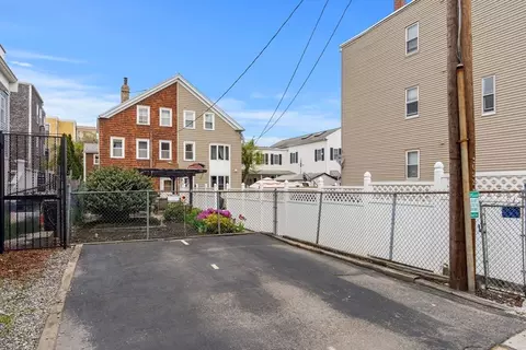 Exterior - 652 E 2nd St, Boston, MA 02127 photo 9 of 10