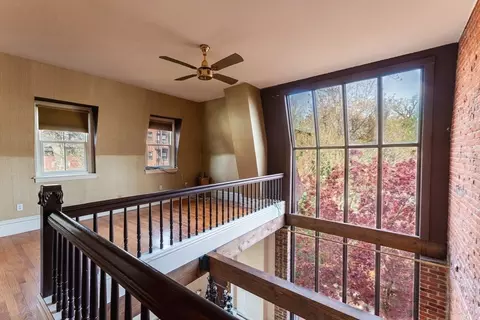 Entry Way - 47 Mattoon St, Springfield, MA 01105 photo 1 of 3