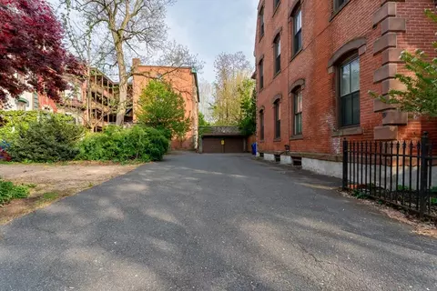 Exterior - 47 Mattoon St, Springfield, MA 01105 photo 5 of 5