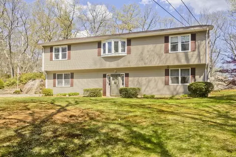 7 Mount Hitchcock Rd, Wales, MA 01081