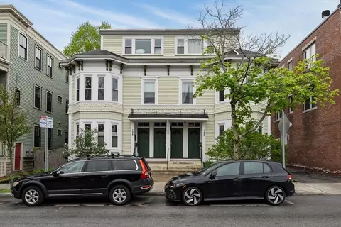 140 Huron Ave #7, Cambridge, MA 02138
