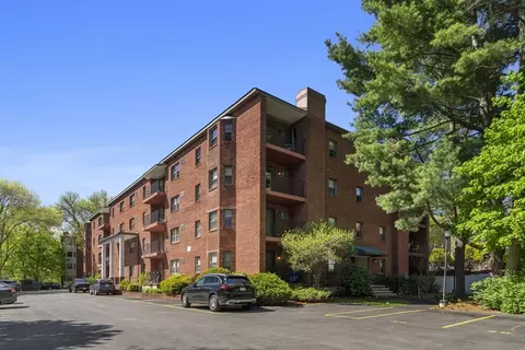 16 Winter St #23C, Waltham, MA 02451