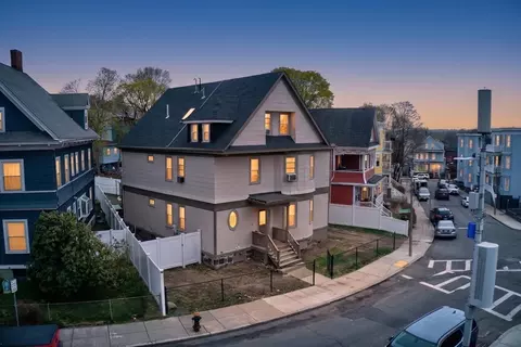 37 Stonehurst St, Boston, MA 02122