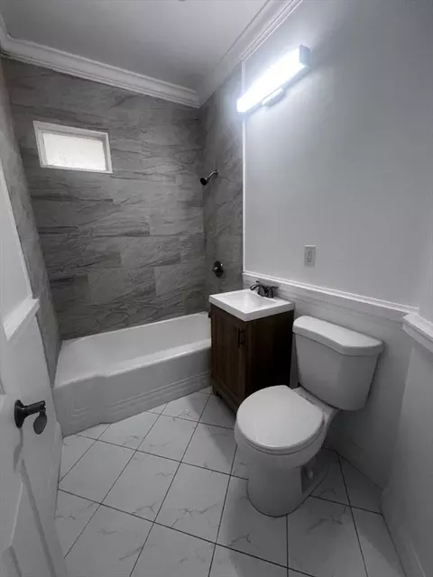 Bath - 19 Reeves St, Worcester, MA 01607 photo 3 of 3