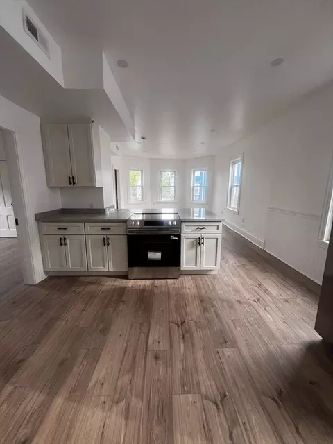 Kitchen - 19 Reeves St, Worcester, MA 01607 photo 1 of 7