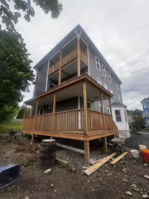 Exterior - 19 Reeves St, Worcester, MA 01607 photo 4 of 6