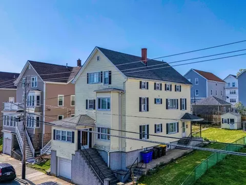 455 Middle St, Fall River, MA 02724