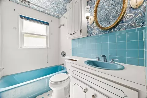Bath - 12 Roberts Rd, Canton, MA 02021 photo 1 of 1