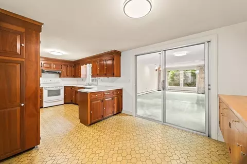 Kitchen - 12 Roberts Rd, Canton, MA 02021 photo 1 of 4