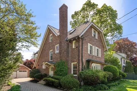 47 Yale St, Winchester, MA 01890