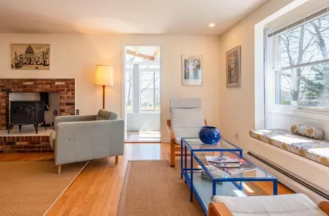 Living - 4 Graystone Rd, Gloucester, MA 01930 photo 3 of 3