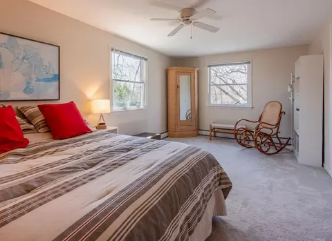 Bedroom - 4 Graystone Rd, Gloucester, MA 01930 photo 4 of 4