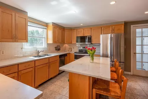 Kitchen - 4 Graystone Rd, Gloucester, MA 01930 photo 2 of 2