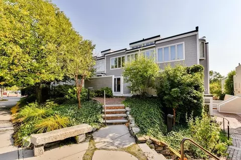 676 Huron Ave #4, Cambridge, MA 02138