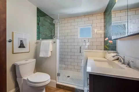Bath - 582 E 7th St, Boston, MA 02127 photo 3 of 4