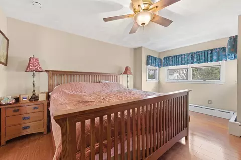 Bedroom - 37 Lewis St, Everett, MA 02149 photo 1 of 4