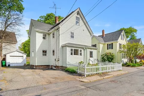 25 Alden Pl, Newton, MA 02465