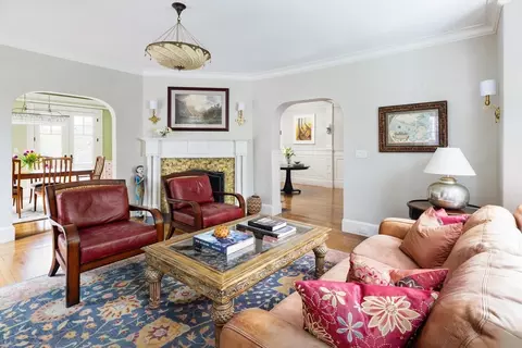 Living - 50 Sumner Rd, Brookline, MA 02445 photo 2 of 5