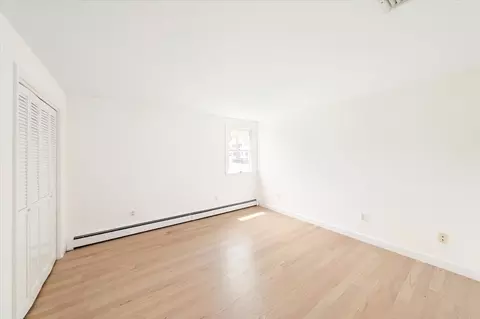 Bedroom - 27 Rolling Ln, Needham, MA 02492 photo 6 of 6
