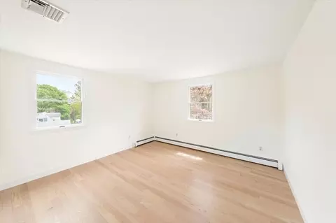 Bedroom - 27 Rolling Ln, Needham, MA 02492 photo 5 of 6