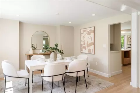 Dining - 27 Rolling Ln, Needham, MA 02492 photo 3 of 4