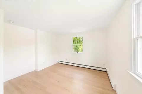 Bedroom - 27 Rolling Ln, Needham, MA 02492 photo 4 of 6