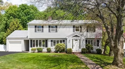 27 Rolling Ln, Needham, MA 02492