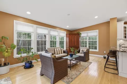 11 Howarth Dr, Upton, MA 01568 photo 19