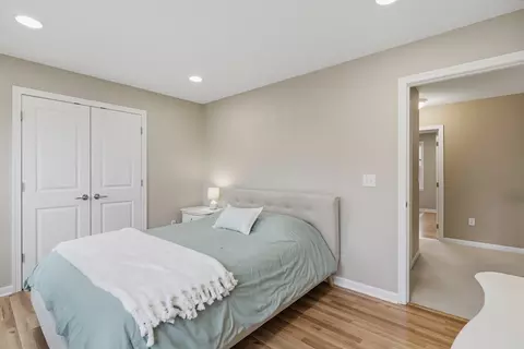11 Howarth Dr, Upton, MA 01568 photo 32