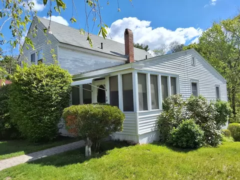 19 Clinton St, Ware, MA 01082 photo 6